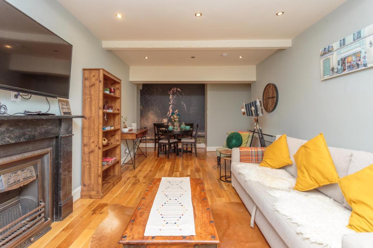 Beautiful Hideout In Center Of Edinburgh Apartment Exterior foto
